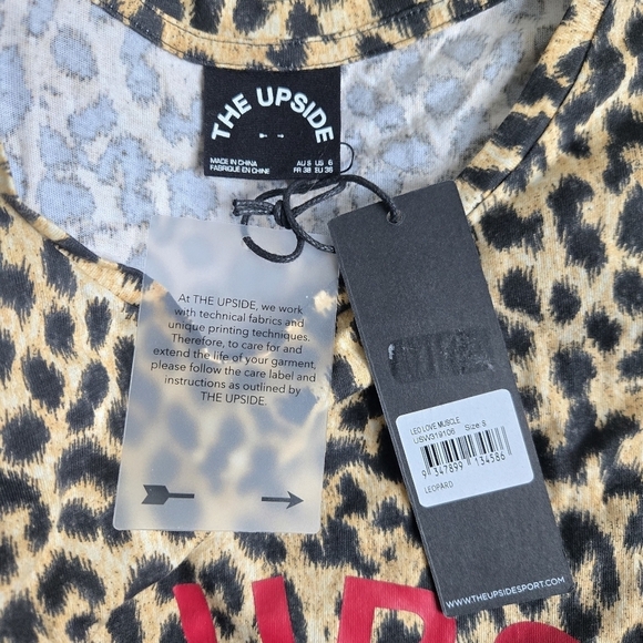 New The Upside Leo Love Leopard Sleeveless Muscle Tee Tank Top NWT Small - Picture 14 of 16